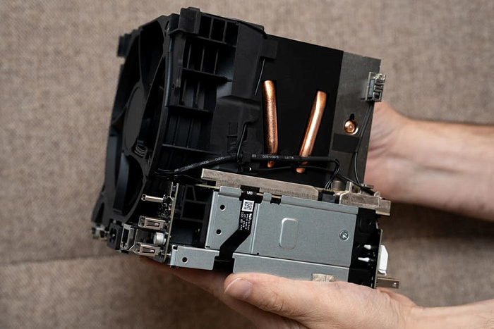 Valve официально представила готовый игровой ПК Steam Machine