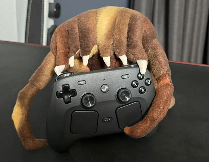 Контроллер Steam Controller официально выходит 4 мая и оценивается в $100