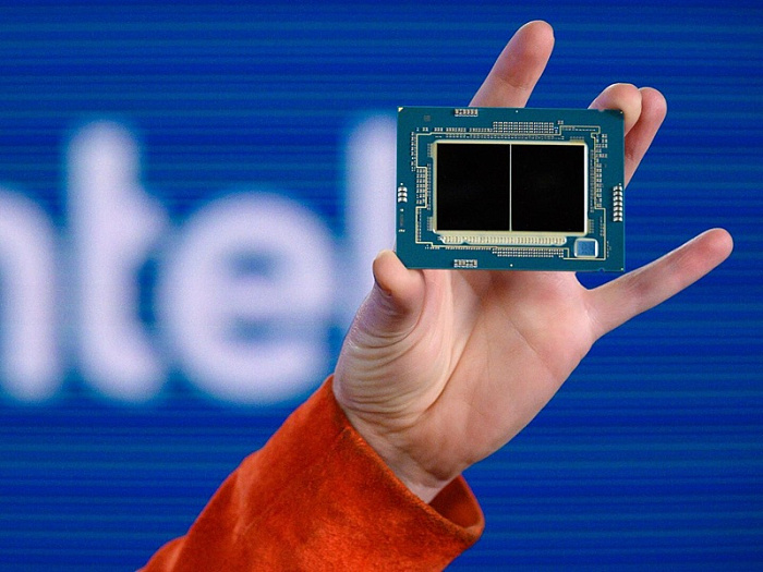 Поставки серверных процессоров Intel снизились ниже 13-летнего минимума  