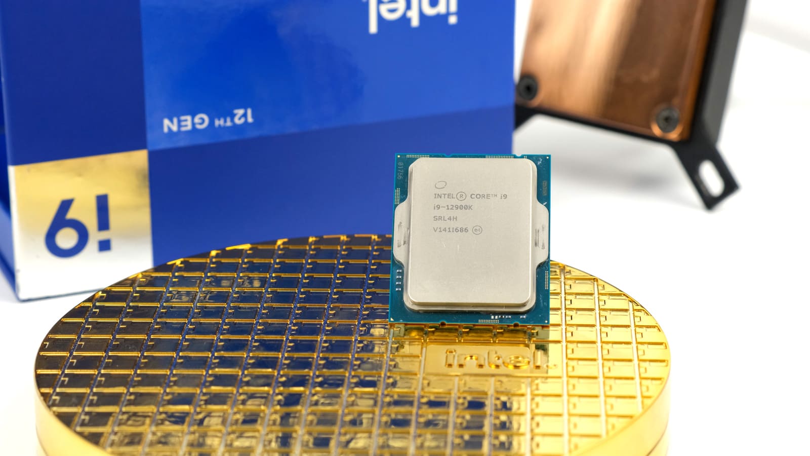 Обзор Intel Core i7-13700K: как Core i9-12900K, только лучше / Процессоры и  память