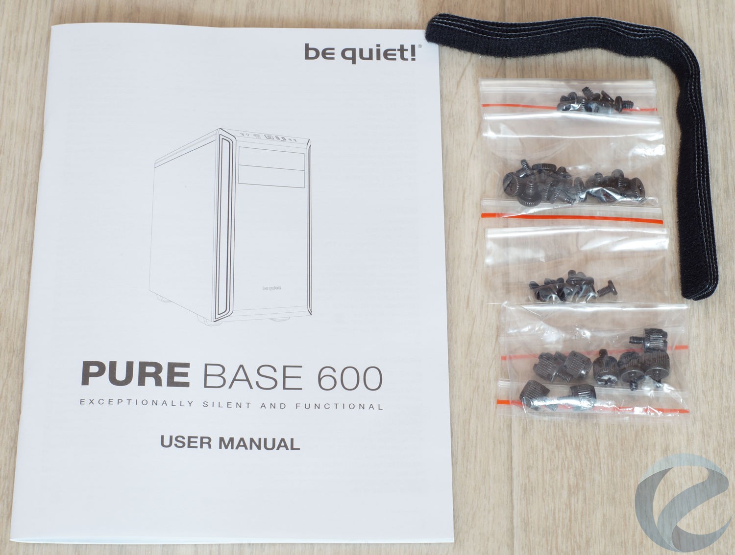 Упаковка и комплектация корпуса be quiet! Pure Base 600