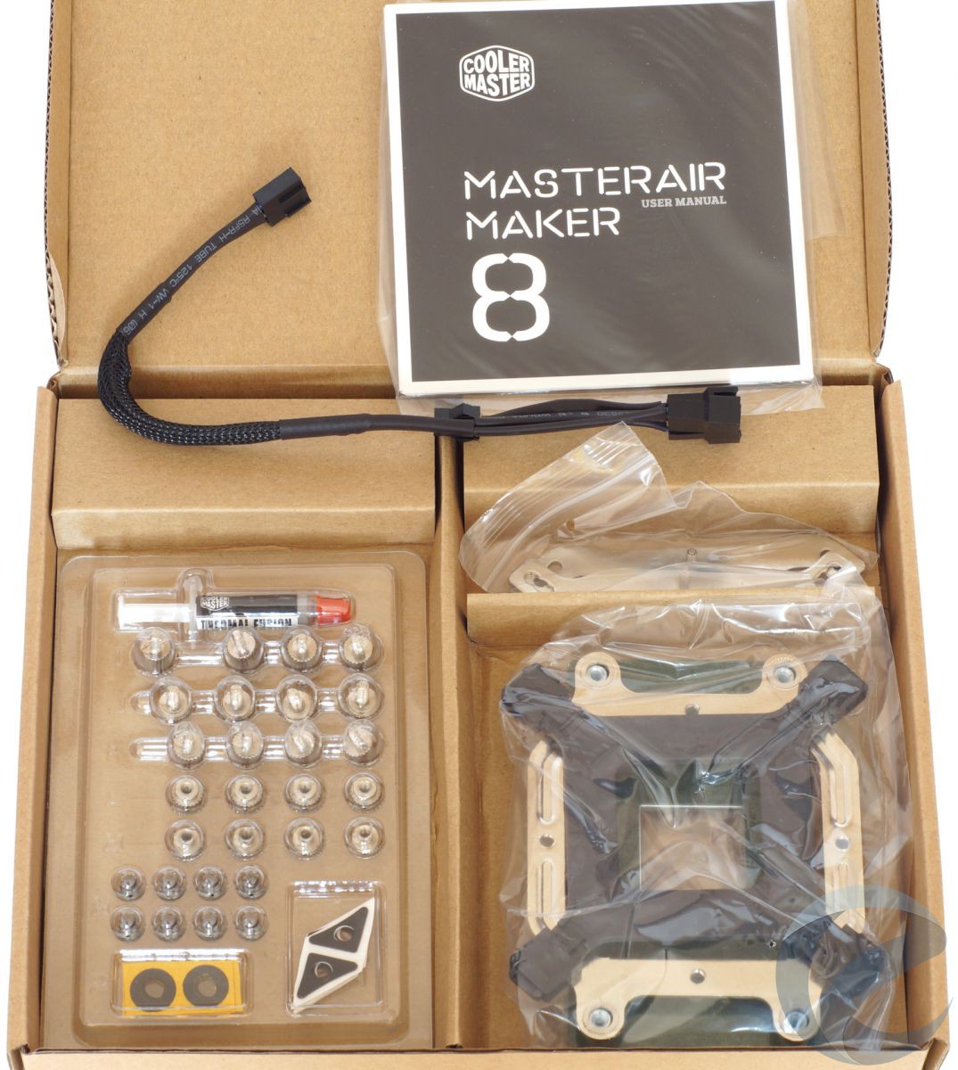 Упаковка и комплектация кулера Cooler Master MasterAir Maker 8