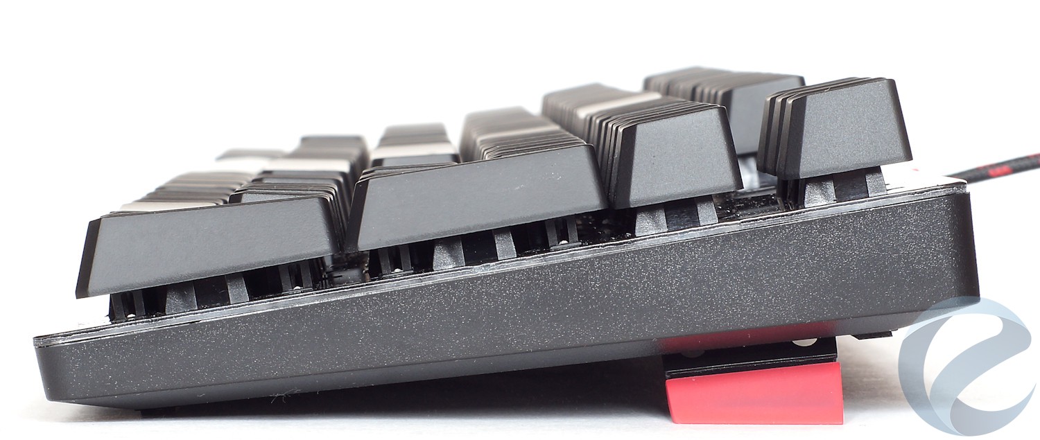 Внешний вид механической игровой клавиатуры A4Tech Bloody B810R